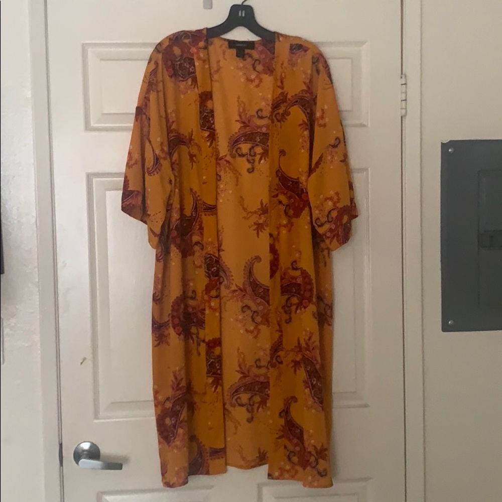 Forever 21 Paisley Kimono * Super Cute